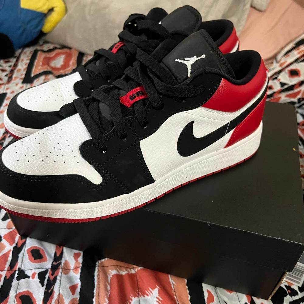 Jordan 1 - Picture 2 of 2